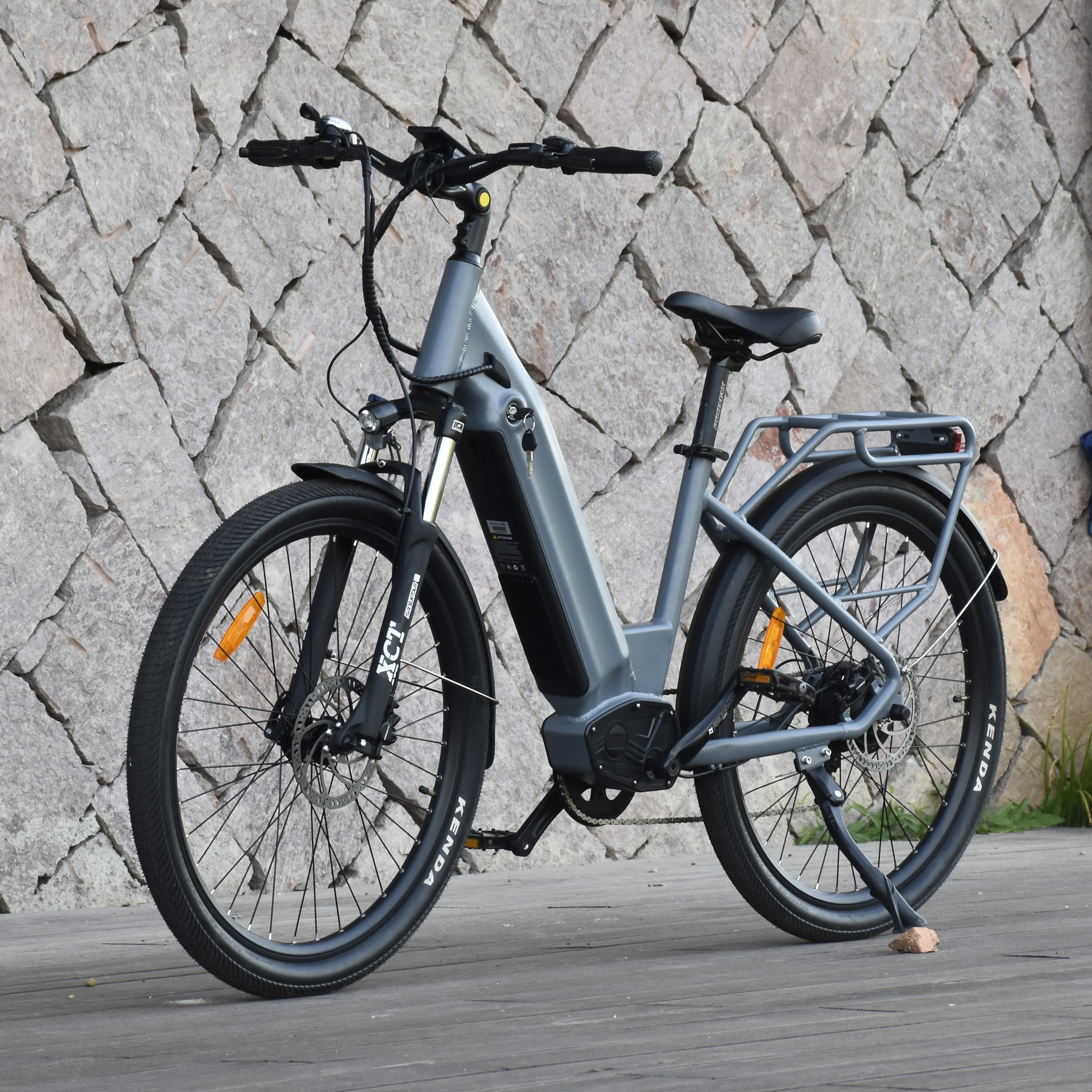 Bici da città elettrica per pneumatici Hard Tail Tiner da 500 W con mozzo posteriore per bici elettrica 